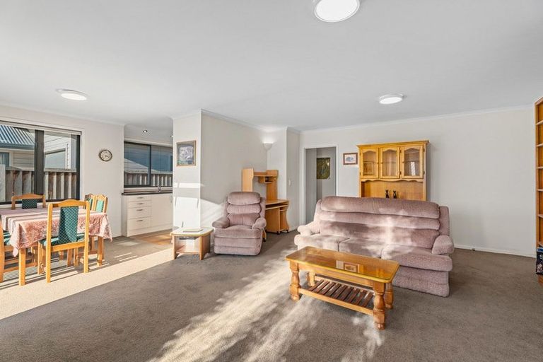 Photo of property in 206 Warren Street, Wanaka, 9305