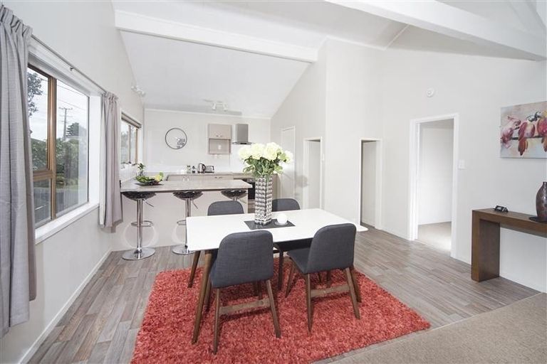 Photo of property in 86 Stanmore Bay Road, Stanmore Bay, Whangaparaoa, 0932