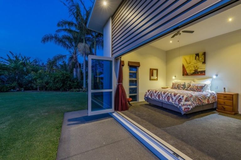 Photo of property in 1 Kotare Heights, Kerikeri, 0230