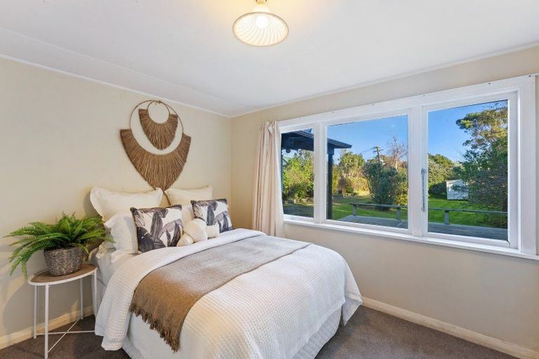 Photo of property in 1 Titoki Road, Raumati Beach, Paraparaumu, 5032