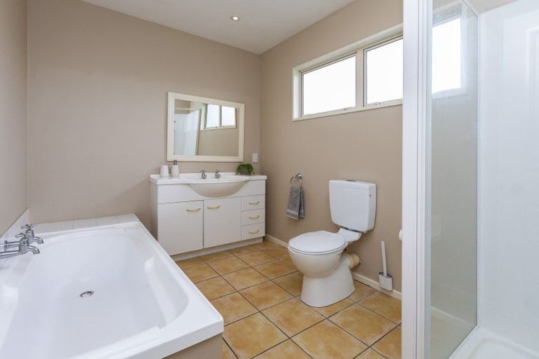 Photo of property in 4 Baldoyle Way, Casebrook, Christchurch, 8051