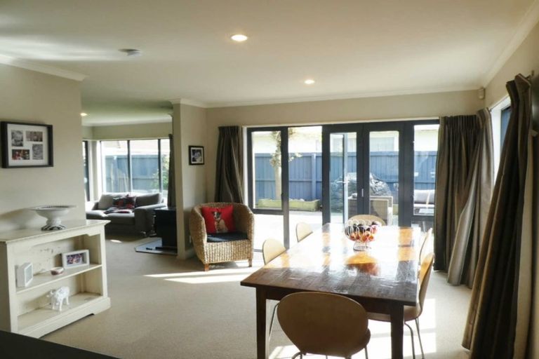 Photo of property in 21 Winton Street, St Albans, Christchurch, 8014