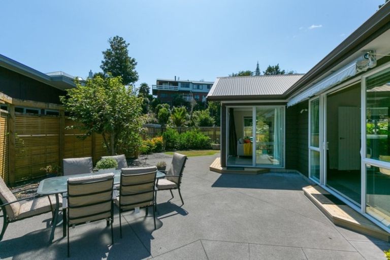 Photo of property in 58c Gilbert Street, New Plymouth, 4310