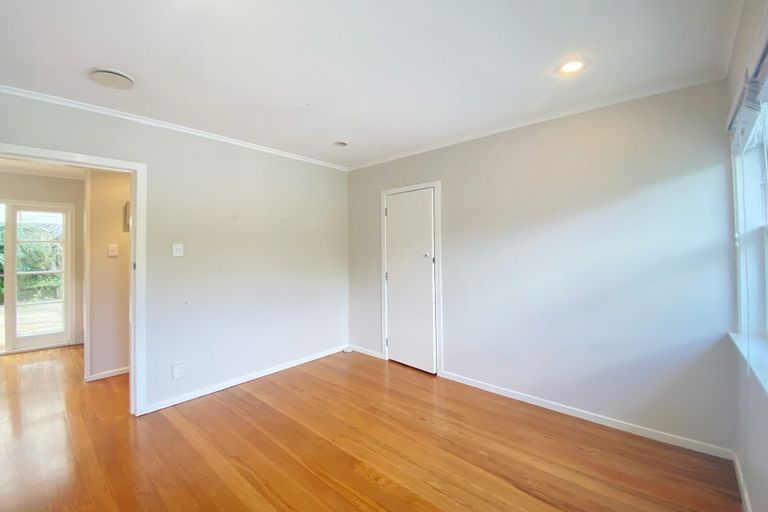 Photo of property in 33 Orion Place, Hillcrest, Auckland, 0627