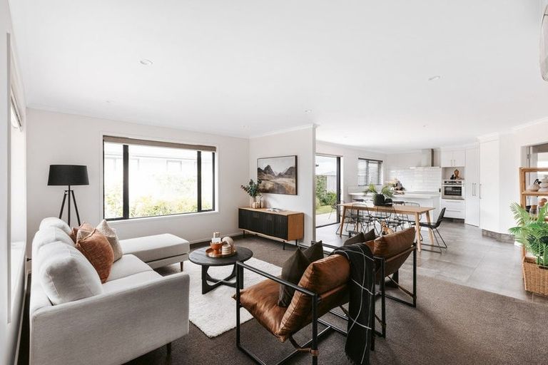 Photo of property in 10 Fearnley Grove, Pyes Pa, Tauranga, 3112