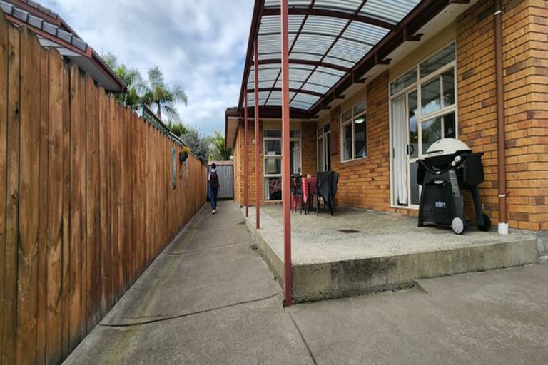 Photo of property in 8 Driftwood Drive, Red Beach, 0932