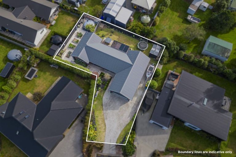 Photo of property in 11 Voyager Place, Cooks Beach, Whitianga, 3591