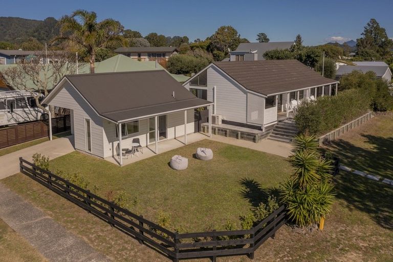 Photo of property in 1 Mccormick Place, Pauanui, Hikuai, 3579