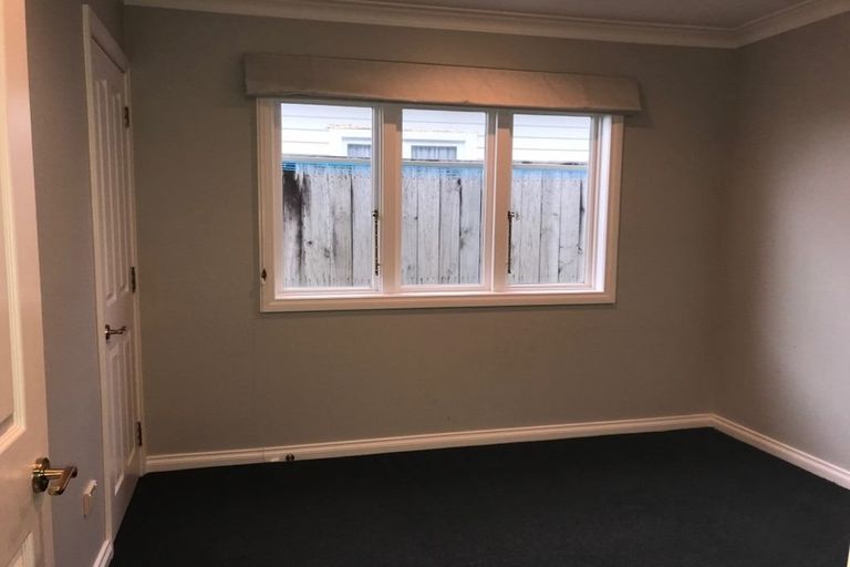 Photo of property in 164 Lemon Street, Strandon, New Plymouth, 4312