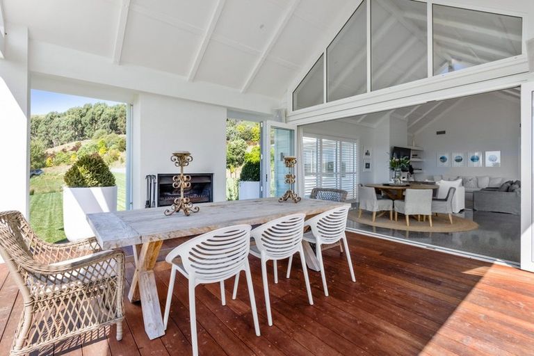 Photo of property in 65 Waipuka Road, Waimarama, Havelock North, 4294