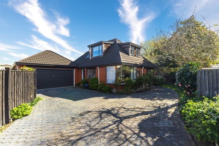 Photo of property in 4a Quirk Place, Sockburn, Christchurch, 8042