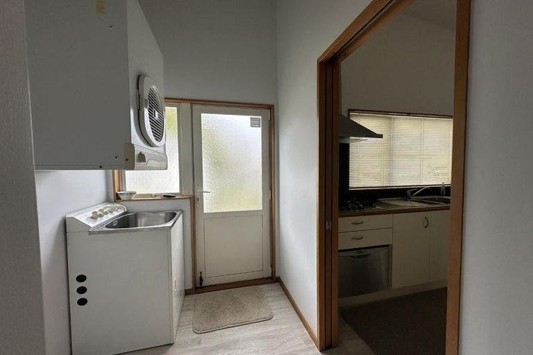Photo of property in 1070 Beach Road, Torbay, Auckland, 0630