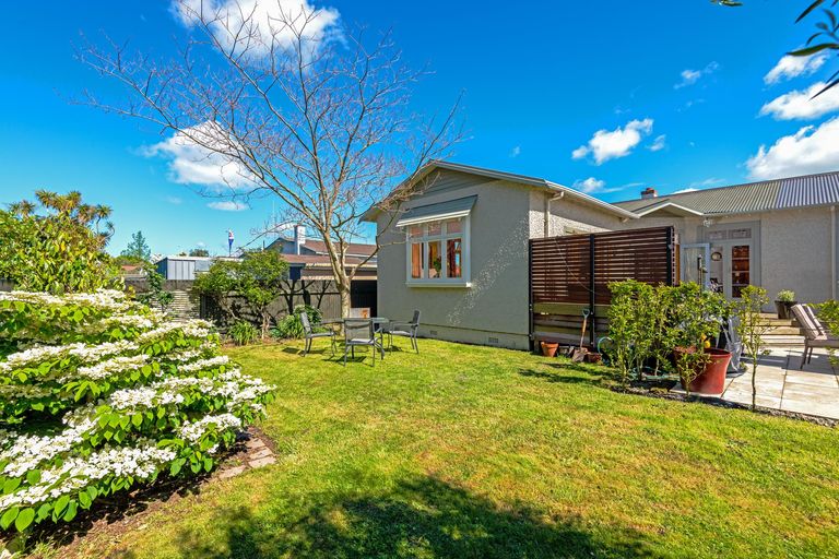 Photo of property in 20 Titoki Street, Palmerston North, 4414