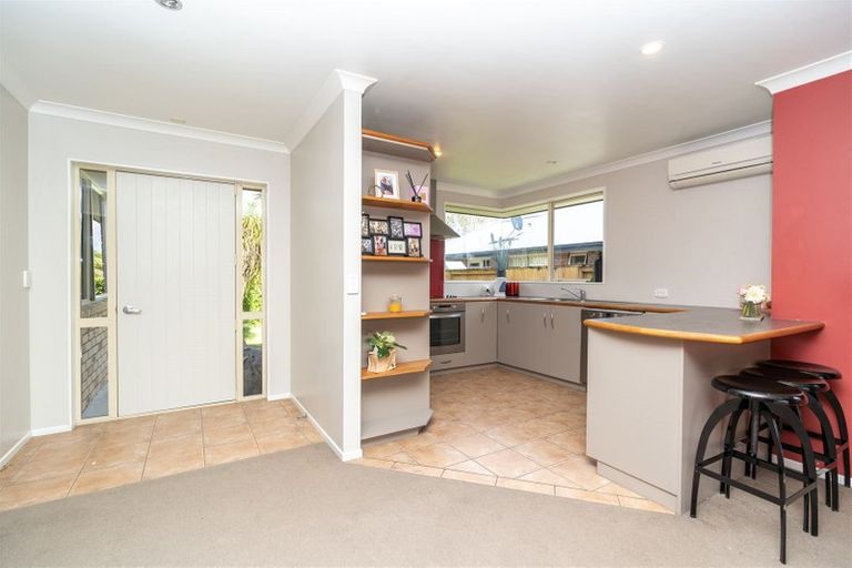 Photo of property in 62 Barrington Drive, Huntington, Hamilton, 3210