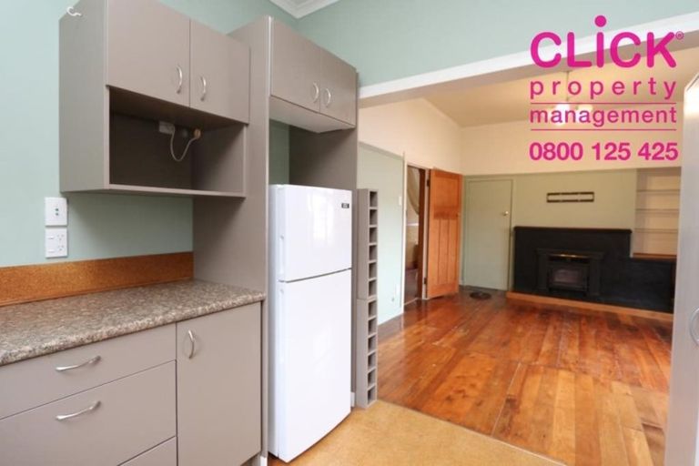 Photo of property in 128 Glen Road, The Glen, Dunedin, 9011