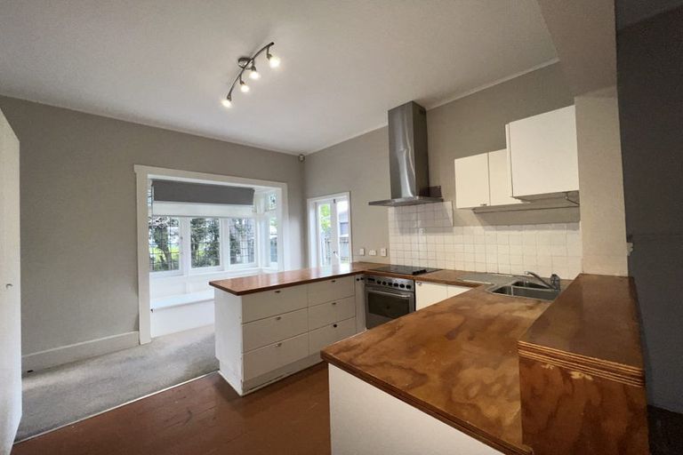 Photo of property in 1/73 Rosedale Road, Pinehill, Auckland, 0632