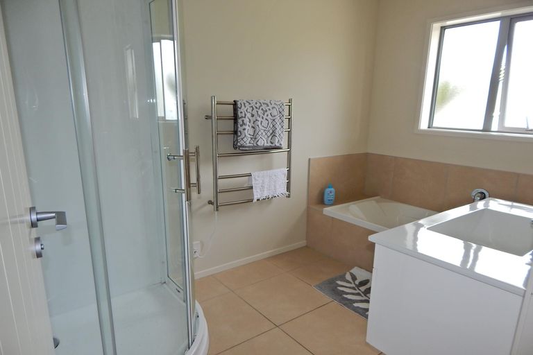 Photo of property in 14 Aranga Road, Kerikeri, 0230