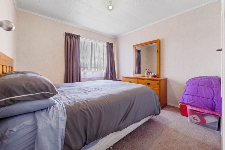 Photo of property in 15 Wairoa Place, Tokoroa, 3420