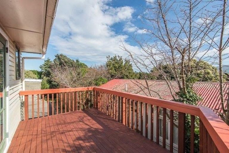 Photo of property in 28 Sweetman Avenue, Paraparaumu Beach, Paraparaumu, 5032