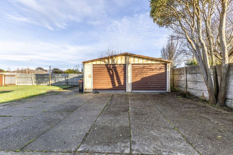 Photo of property in 51 Kinmont Crescent, Newfield, Invercargill, 9812