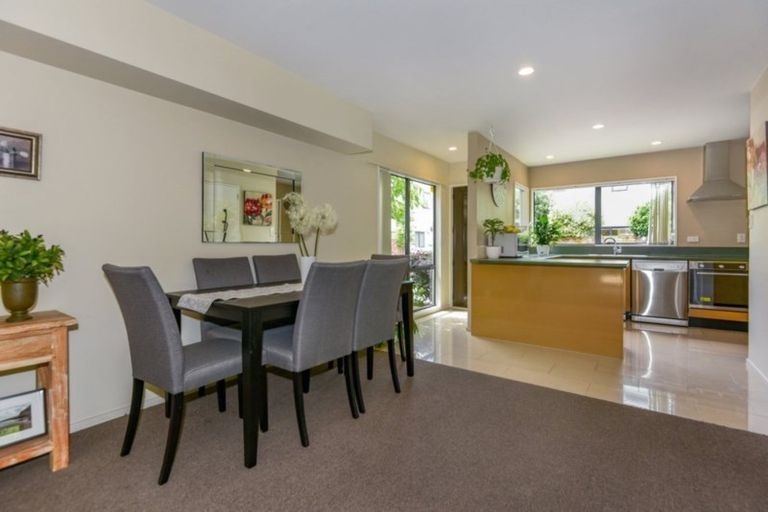 Photo of property in 4/44 London Street, Richmond, Christchurch, 8013