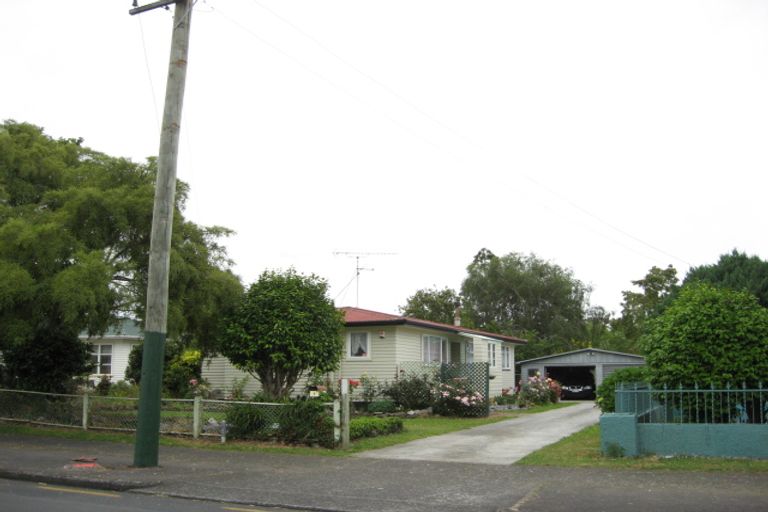 Photo of property in 8 Beatty Road, Pukekohe, 2120