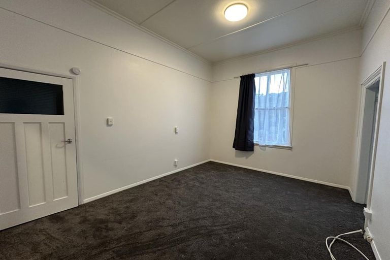 Photo of property in 22 Lawrence Street, Newtown, Wellington, 6021