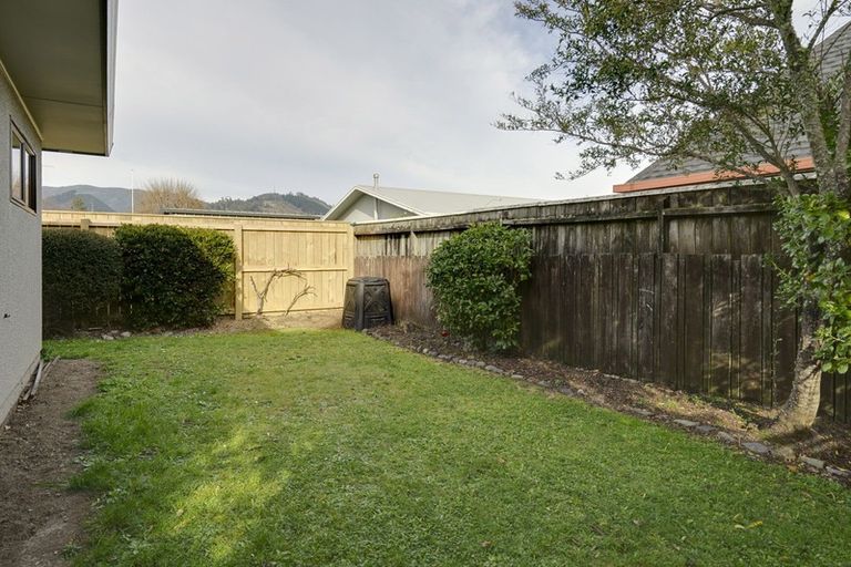 Photo of property in 2/50 Tasman Street, The Wood, Nelson, 7010