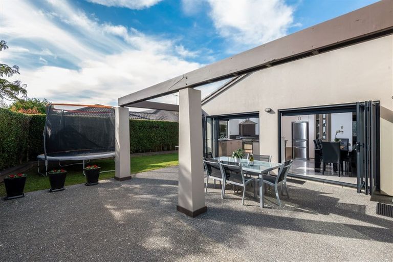 Photo of property in 7 Lilybank Crescent, East Tamaki, Auckland, 2013