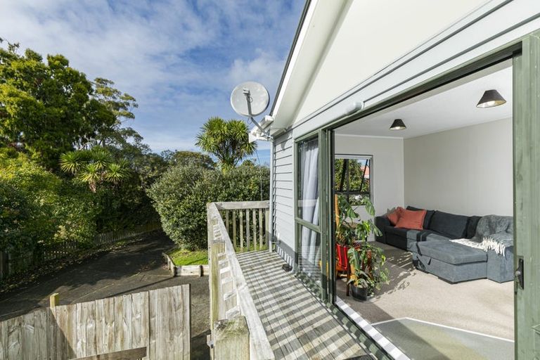 Photo of property in 346a Swanson Road, Ranui, Auckland, 0612