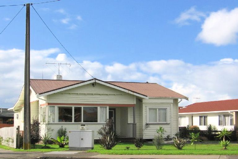 Photo of property in 82 Kamo Road, Kensington, Whangarei, 0112