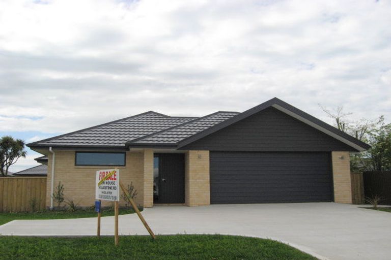 Photo of property in 14 Gladstone Road, Woodend, 7610