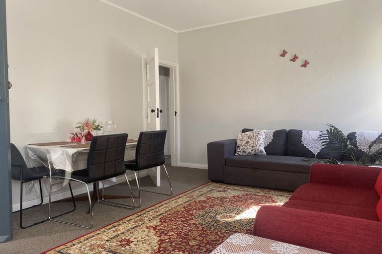 Photo of property in 4/120 Waiwhetu Road, Waterloo, Lower Hutt, 5011