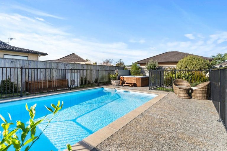 Photo of property in 4 Fantail Avenue, Carterton, 5713