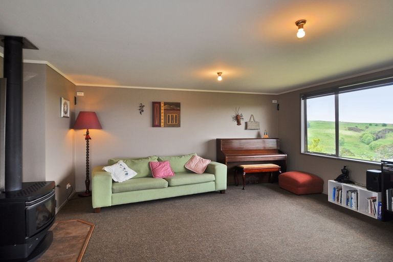 Photo of property in 301 Ranganui Road, Kaiwaka, 0573