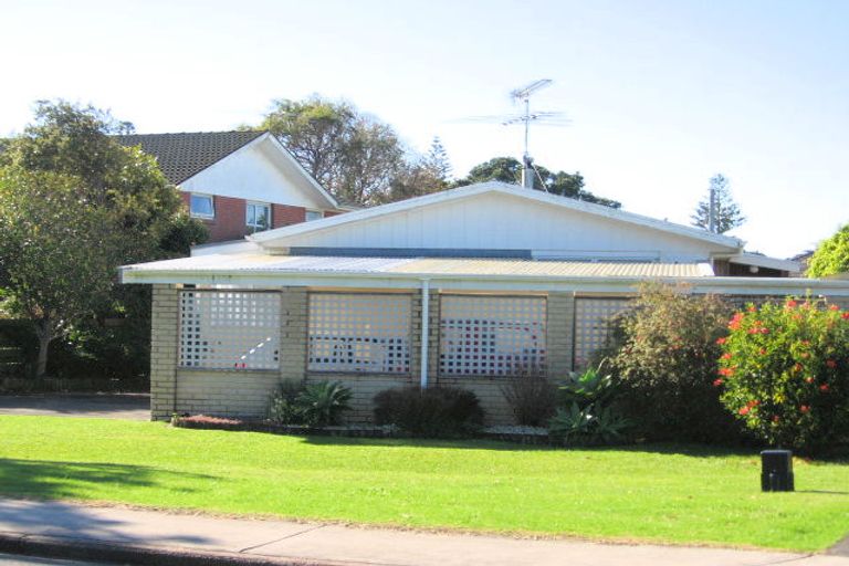 Photo of property in 19b Elizabeth Street, Orewa, 0931