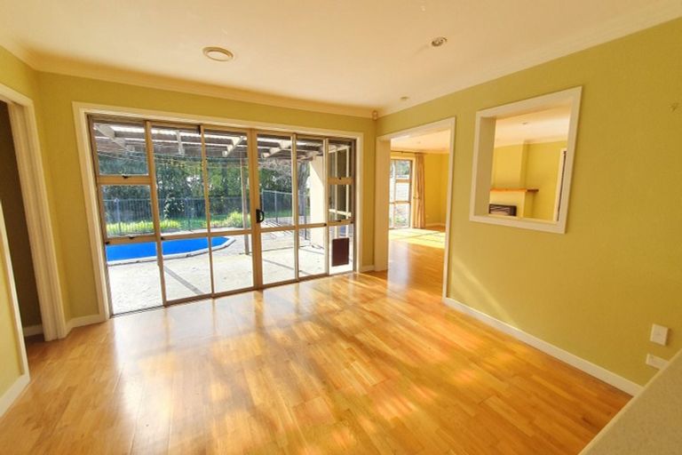 Photo of property in 268 Matua Road, Kumeu, 0891