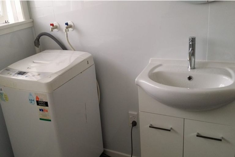 Photo of property in 13/6-8 Keys Street, Elderslea, Upper Hutt, 5018