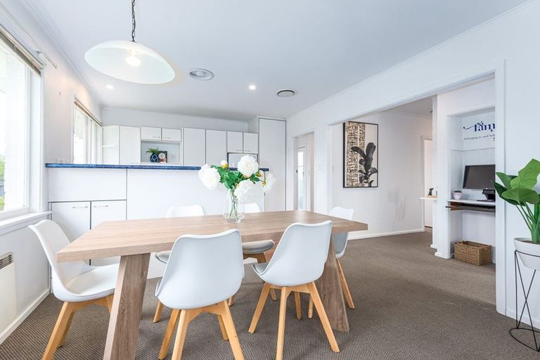 Photo of property in 9 Murdoch Street, Bryndwr, Christchurch, 8053