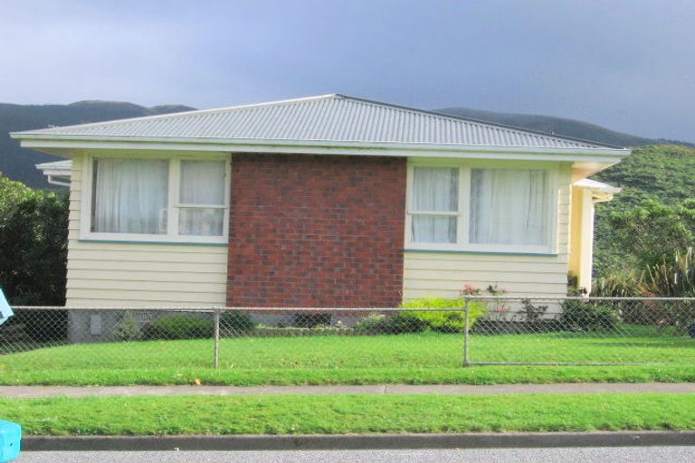 Photo of property in 105 Major Drive, Kelson, Lower Hutt, 5010