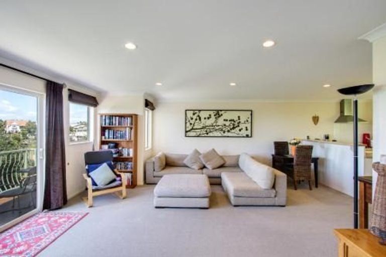 Photo of property in 13b Onslow Road, Bluff Hill, Napier, 4110