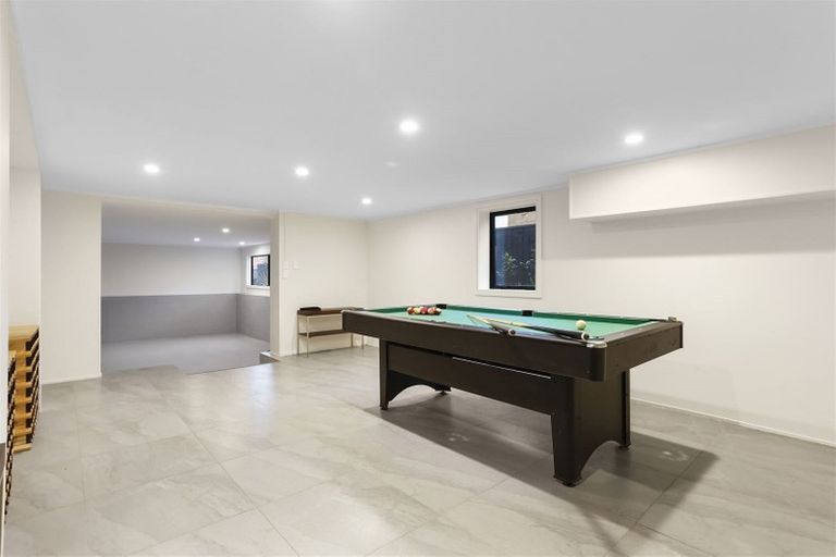 Photo of property in 79a Stanley Point Road, Stanley Point, Auckland, 0624