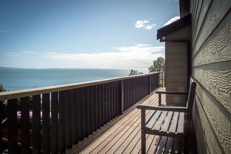 Photo of property in 17 Adams Road, Thornton Bay, Thames, 3575