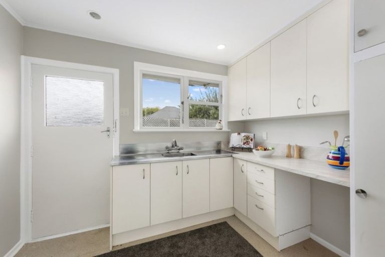 Photo of property in 132a Martin Street, Wallaceville, Upper Hutt, 5018