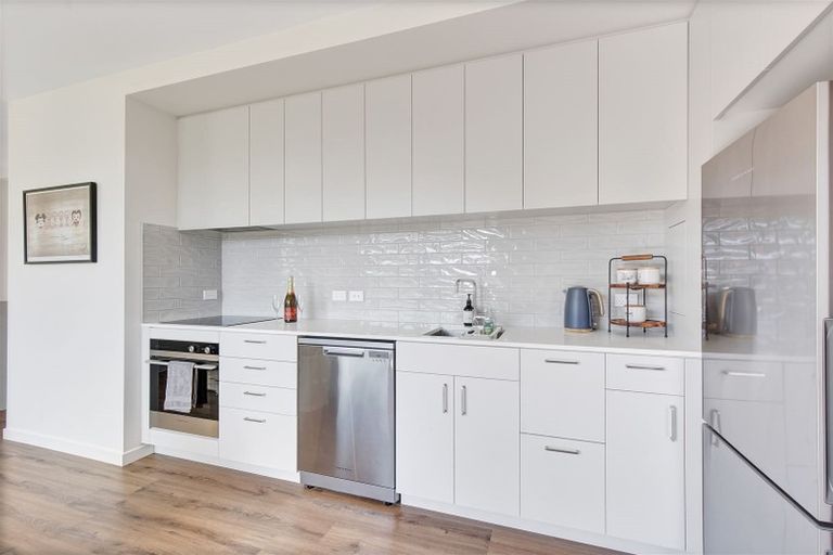 Photo of property in 4/212 Cashel Street, Christchurch Central, Christchurch, 8011