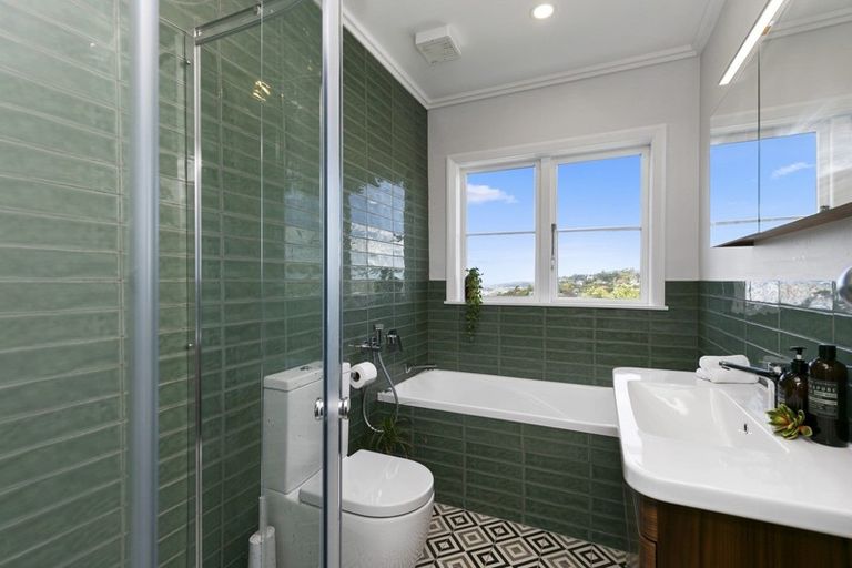 Photo of property in 81 Madras Street, Khandallah, Wellington, 6035