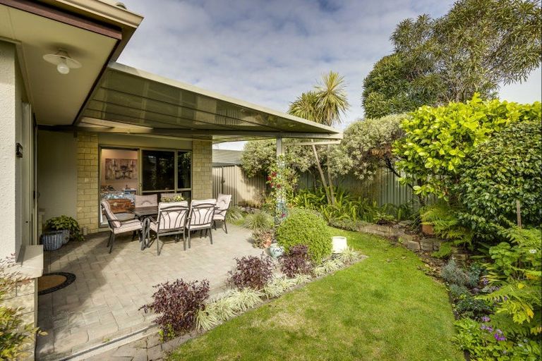 Photo of property in 10 Claridge Place, Taradale, Napier, 4112