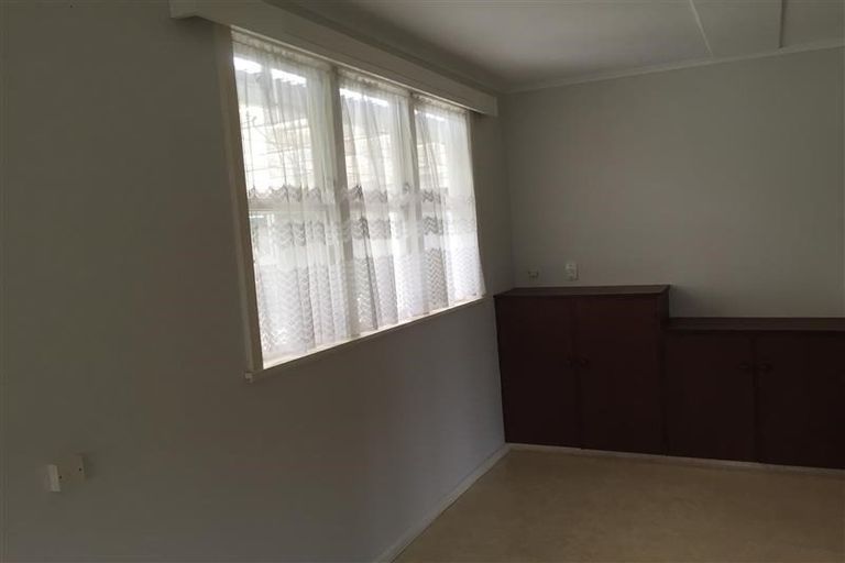 Photo of property in 5 Hammond Road, Taradale, Napier, 4112