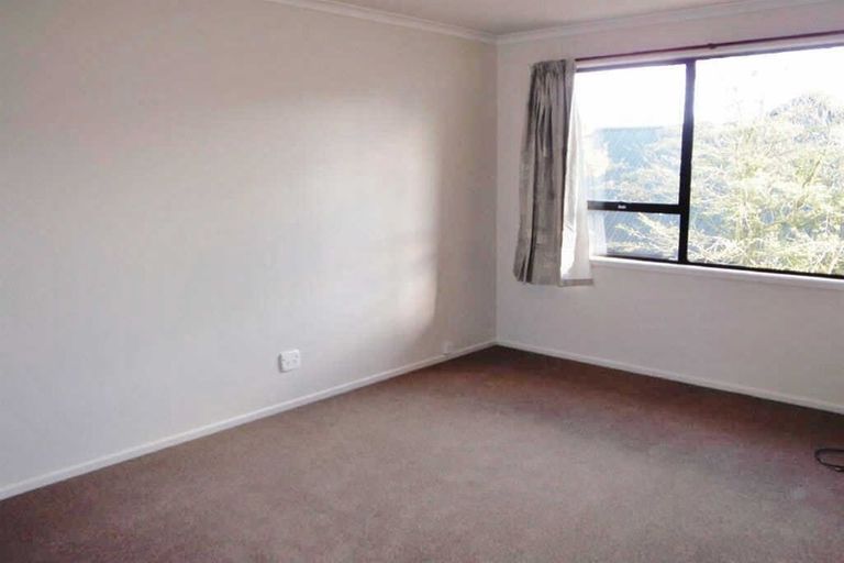 Photo of property in 2/28a Strowan Road, Strowan, Christchurch, 8052