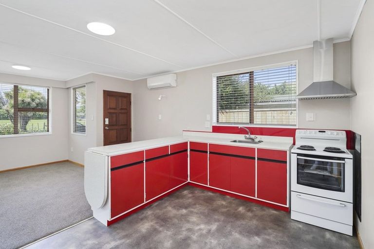 Photo of property in 2 Anzac Road, Otaki, 5512